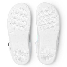 zueco suecos oden print en medical azul 