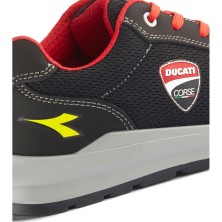 zapatilla diadora speedy race low s1ps en negro/gris