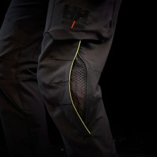 pantalon helly hansen magni evolution 77563 en negro