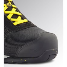 zapatilla diadora glove mds mtx low s1ps en negro/amarillo