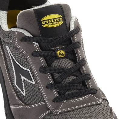 Zapatilla Diadora Run Text Low Met Free s1pl