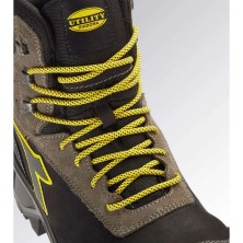 bota diadora sport diatex high s7s en negro/gris acero