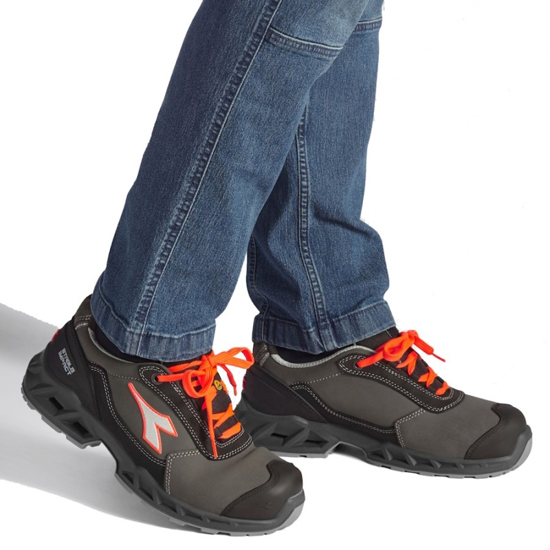 Zapato diadora shark leather low s3s