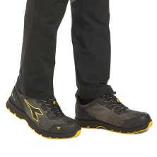 zapatilla diadora run atom evo low s3s en gris acero/negro