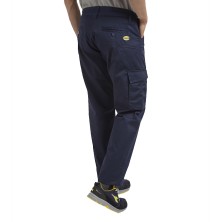 pantalón diadora level cargo en marino clasico