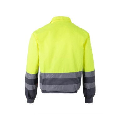 Cazadora A.V. Velilla 153