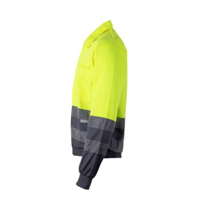 Cazadora A.V. Velilla 153