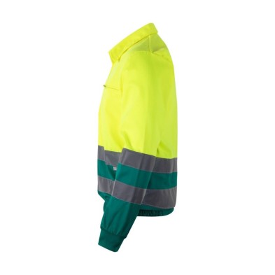 Cazadora A.V. Velilla 153