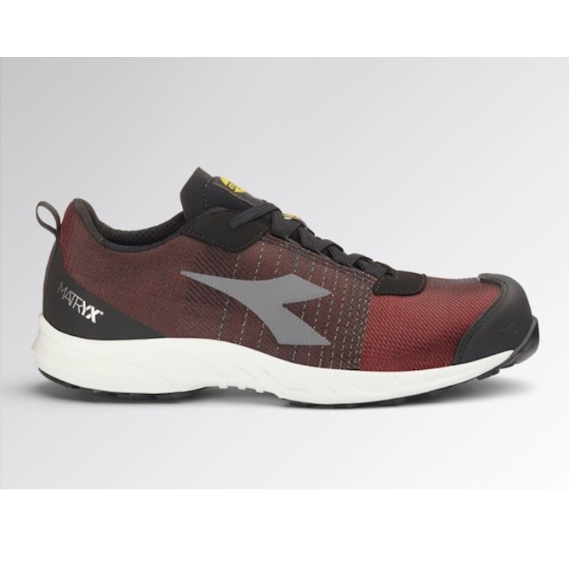 Zapatilla diadora fly litebase matryx low s1p