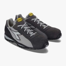 zapatilla diadora glove text low s1ps en gris sombra/aluminio