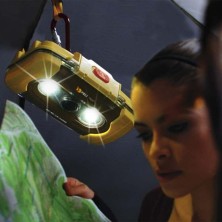 LINTERNA-CAJA PELI 9000