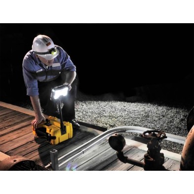 Luces Led Areas Remotas Peli 9480