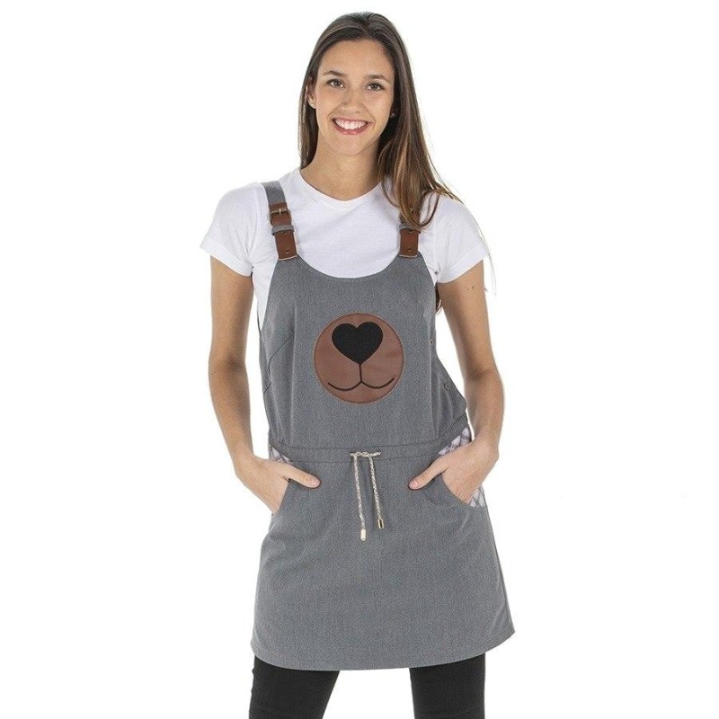 Pichi maestra dyneke oso