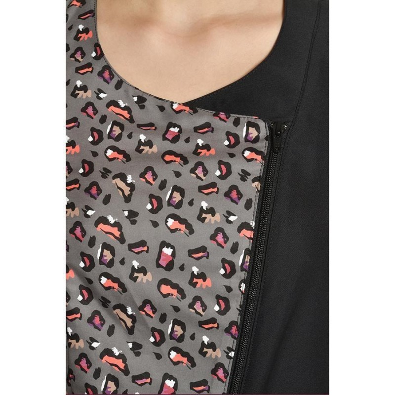 Casaca microfibra dyneke huellas 8035571