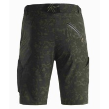 bermuda kapriol tech en verde camuflaje